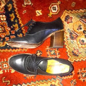 Patricia Nash Leather Block-Heeled Oxfords